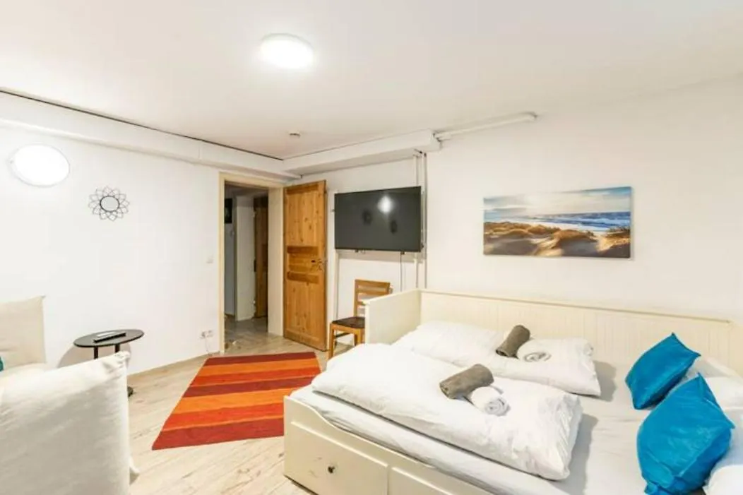 Gemuetliche 3-Zkb Wc Souterrainwohnung In Bestlage هامبورغ ألمانيا