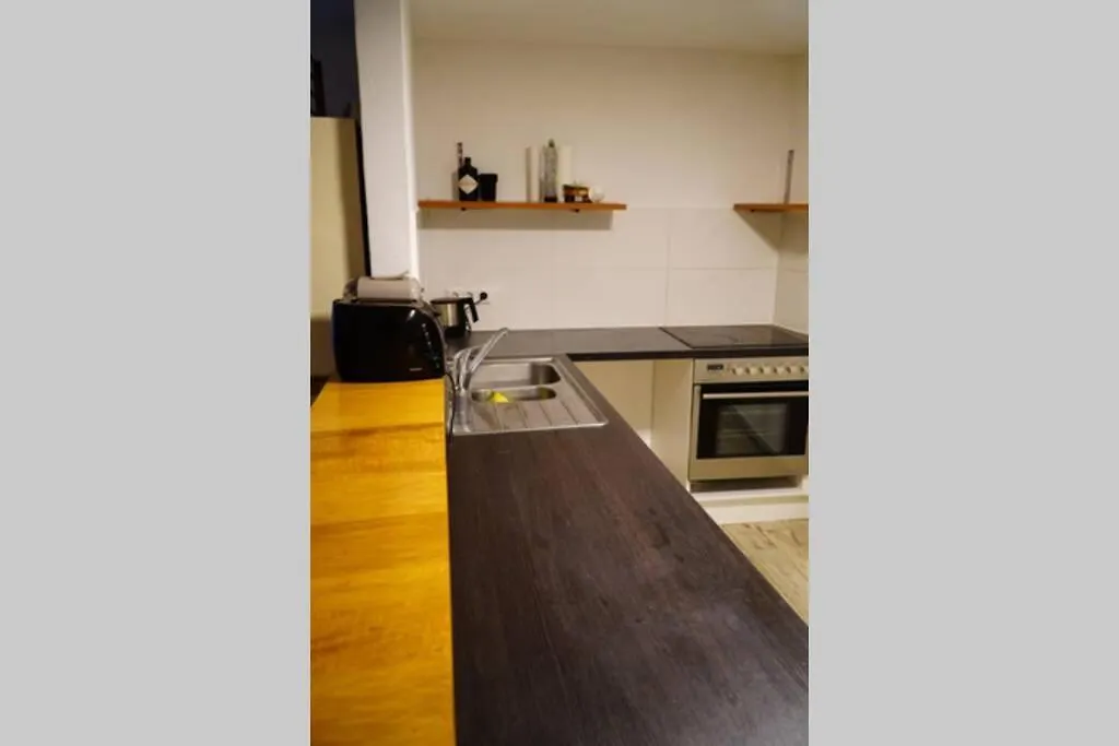 Gemuetliche 3-Zkb Wc Souterrainwohnung In Bestlage Hambourg 0*,  Allemagne
