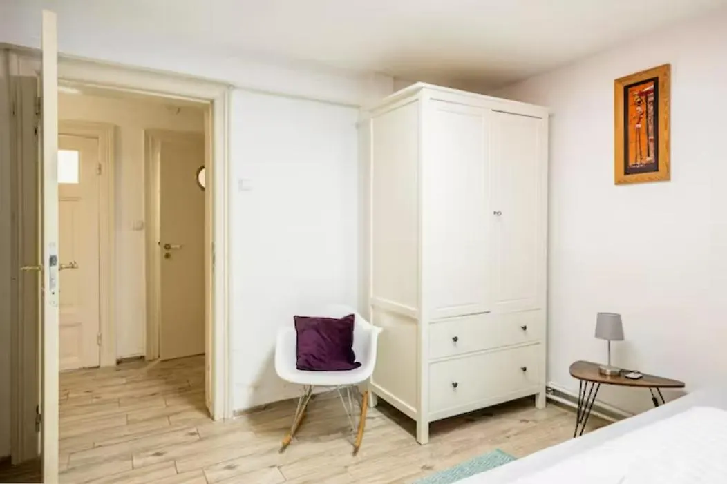 Appartement Gemuetliche 3-Zkb Wc Souterrainwohnung In Bestlage Hamburg-Harburg Duitsland
